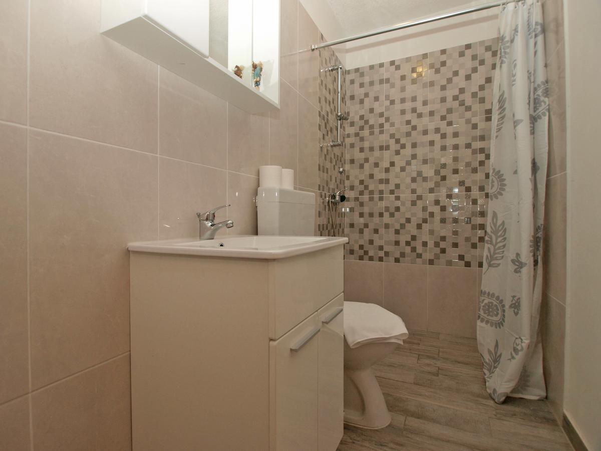 Apartments Davor 1676 Баньоле Екстер'єр фото