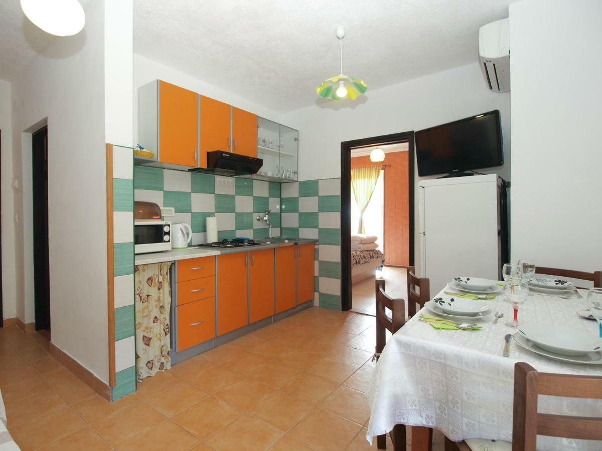 Apartments Davor 1676 Баньоле Екстер'єр фото